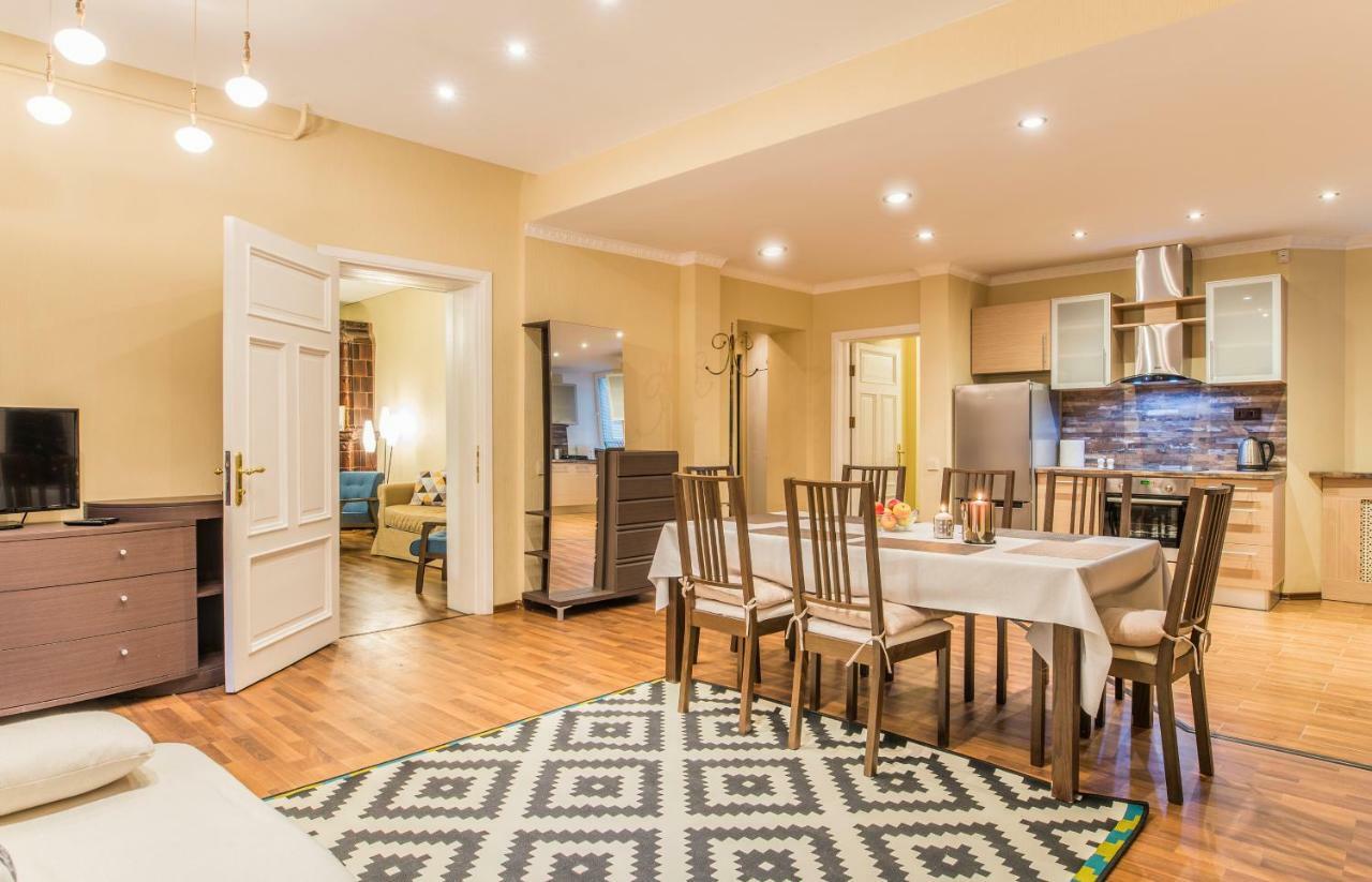 Charming Spacious 3 Bedroom In Old Town Ρίγα Εξωτερικό φωτογραφία